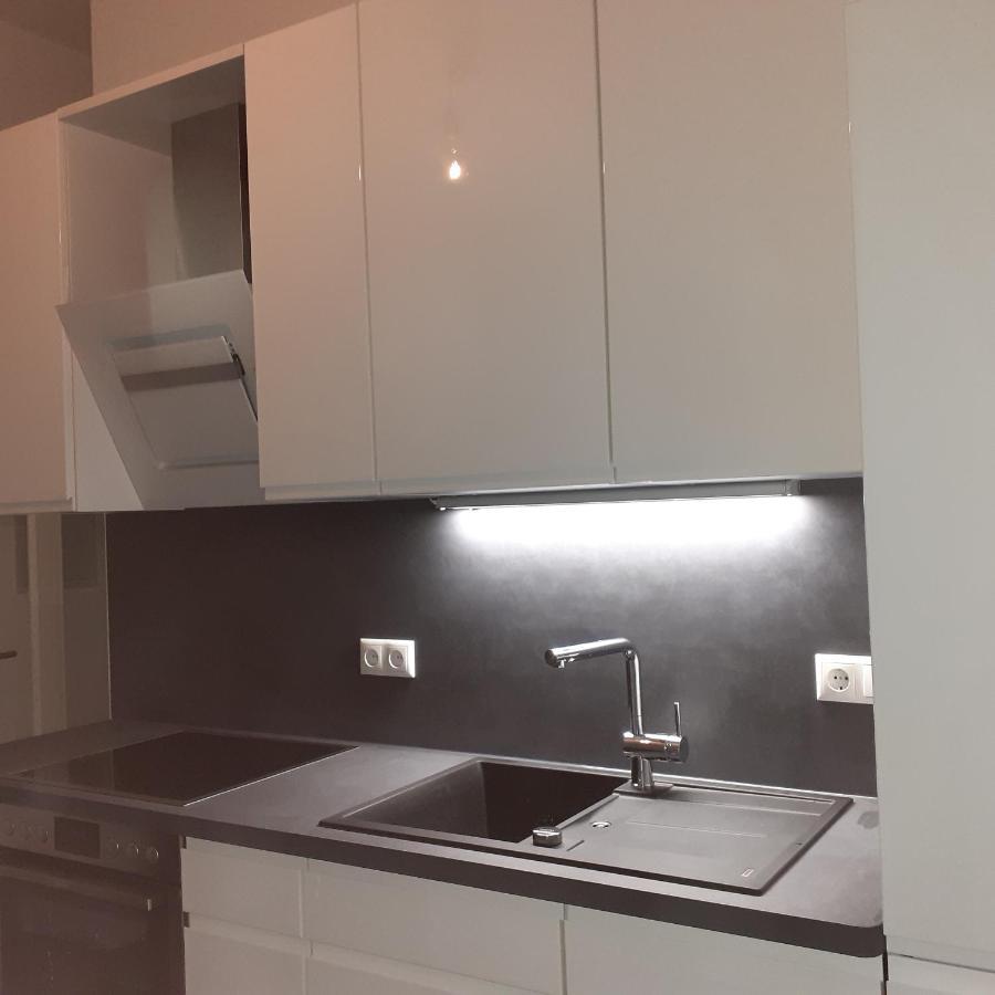 Grosszuegige,98M2 Grosse Wohnung In Stadtnaher Traumlage, Nur 200M Zum Stadtpark Oldenburg Buitenkant foto